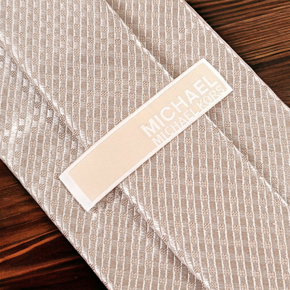 MICHAEL KORS - Silk Neck Tie, 100% Silk, Champagne Necktie, Grenadine Pattern - Picture 7 of 10